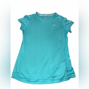Nike Dri-FIT Teal Short Sleeve Athletic Top 💖